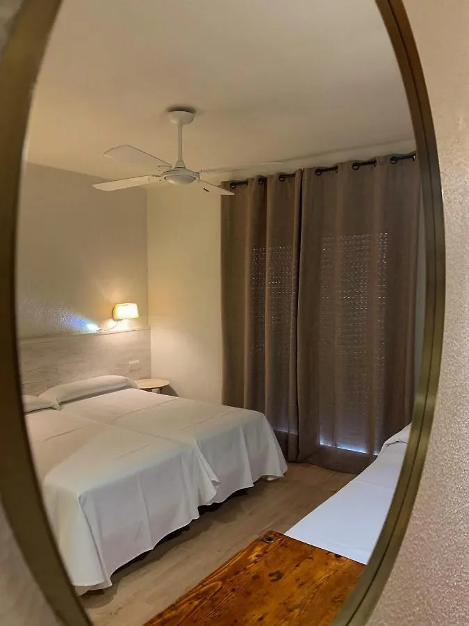 Hotel & Restaurant Figueres Parc Els Hostalets  Spain